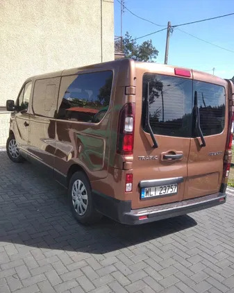 mazowieckie Renault Trafic cena 63900 przebieg: 386000, rok produkcji 2015 z Lipsko